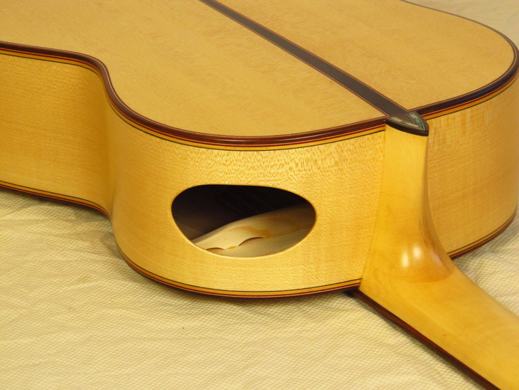 MB1945-spruce-mapleb-cocobolof-maple-natural-10-A